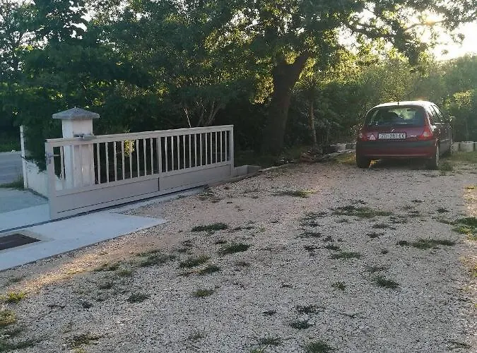 公寓 With A Parking Space Poljica, Zadar - 13289 *